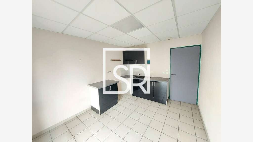 Bureaux 484m² à louer Clermont Ferrand La Pardieu