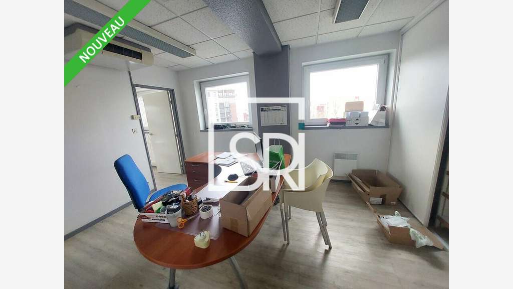 Bureaux 86m² à louer à Clermont-Ferrand République