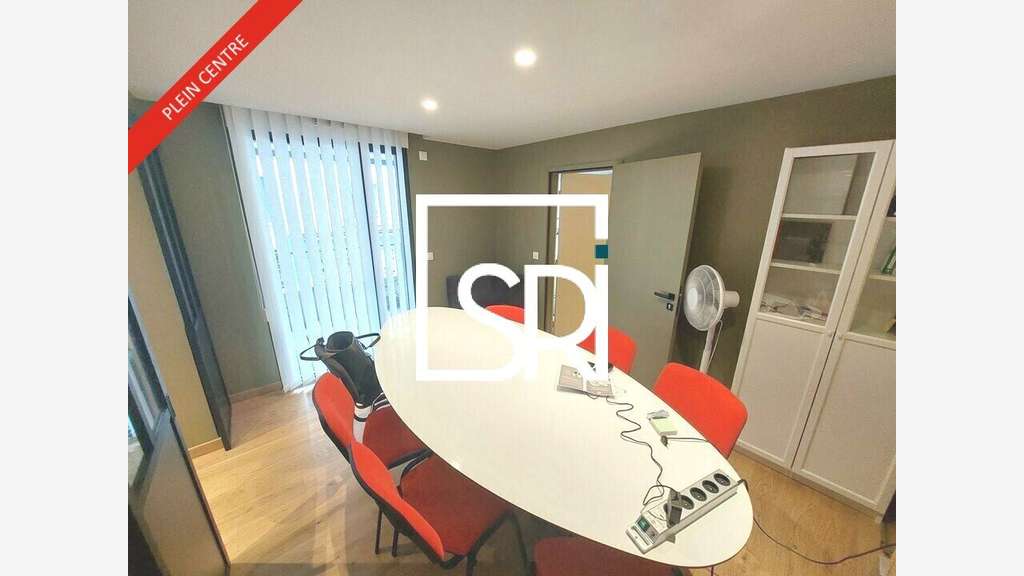 Bureaux 54m² R+1 à louer à Clermont Ferrand