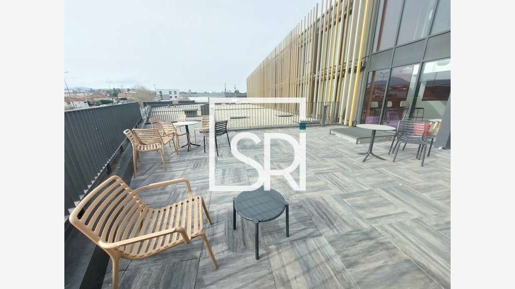 Bureaux 468m² à louer à Clermont-Ferrand