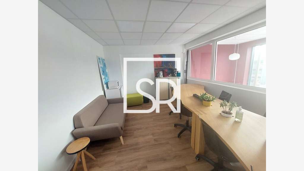Bureaux 242m² R+2 à louer à Clermont-Ferrand