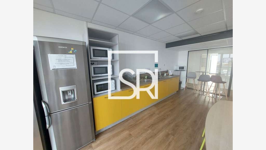 Bureaux 242m² R+2 à louer à Clermont-Ferrand