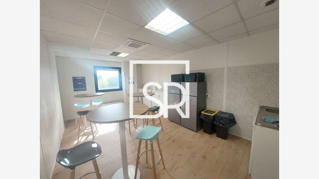 Bureaux R+4 à louer Clermont Ferrand Le Brezet