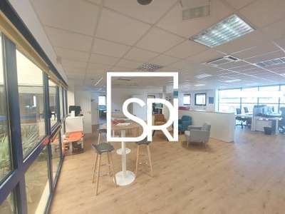 Bureaux R+4 à louer Clermont Ferrand Le Brezet 