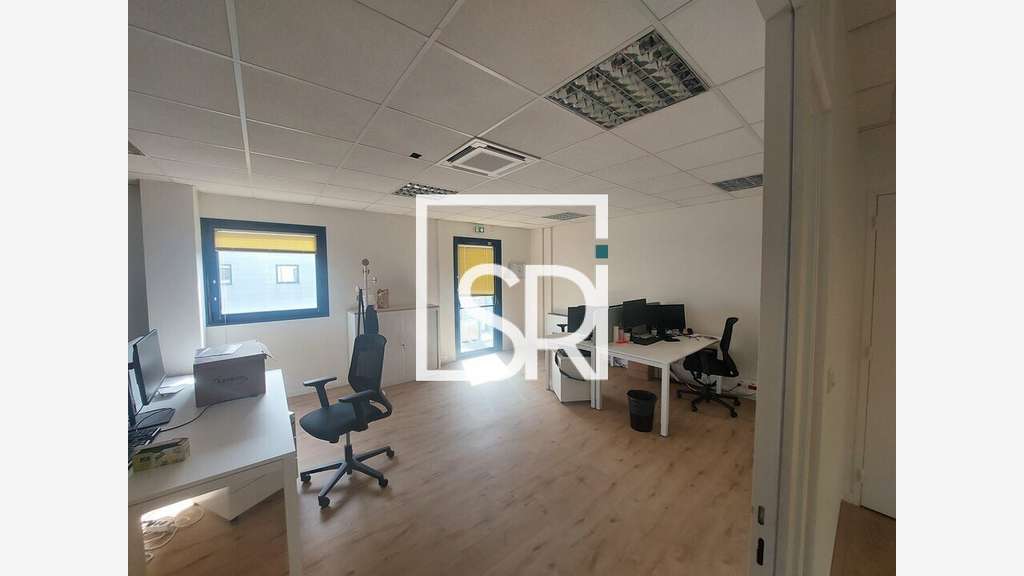 Bureaux R+4 à louer Clermont Ferrand Le Brezet