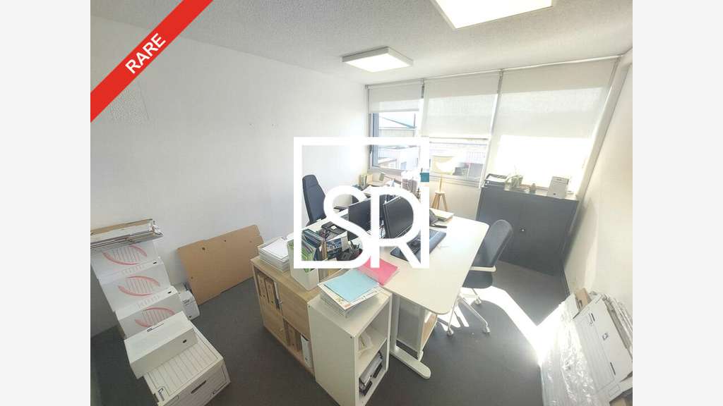 Bureaux rénovés 600m² à louer à Clermont Le Brezet