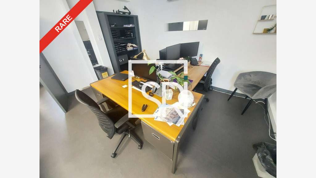 Bureaux rénovés 600m² à louer à Clermont Le Brezet