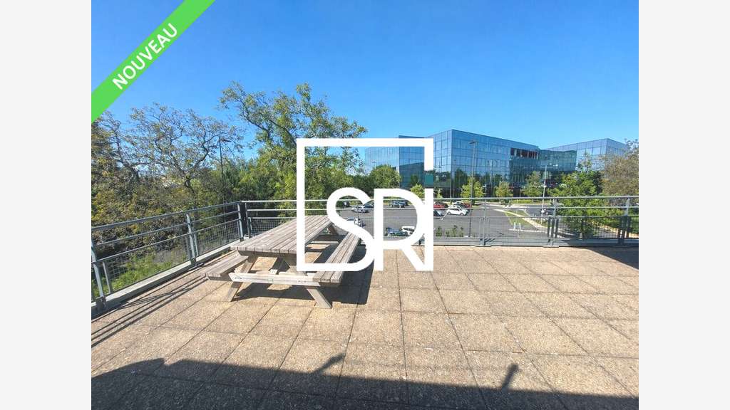 Bureaux 1200m² à louer à Clermont-Ferrand
