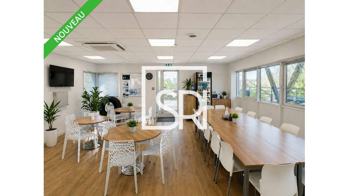 Bureaux 1200m² à louer à Clermont-Ferrand 