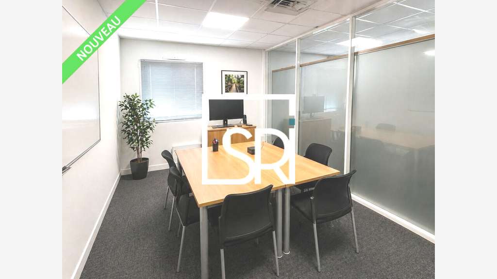 Bureaux 1200m² à louer à Clermont-Ferrand