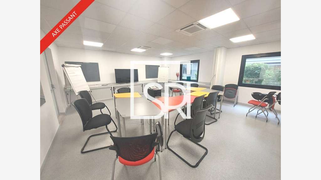 Bureaux RDC à louer Clermont Ferrand ZAC Le Brezet