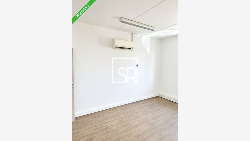 Bureaux de 76m² à louer en zac à Clermont Ferrand