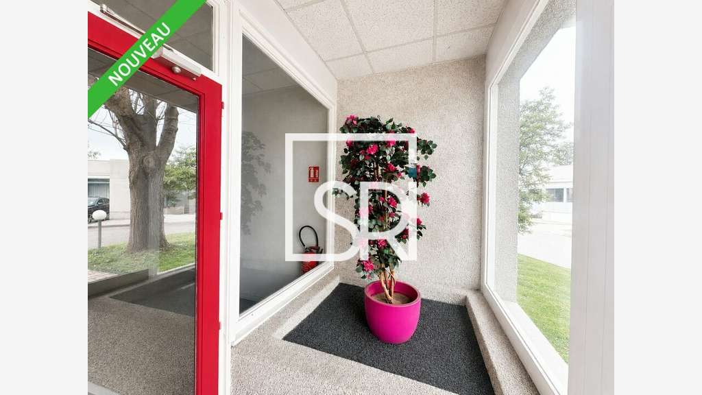 Bureaux de 76m² à louer en zac à Clermont Ferrand
