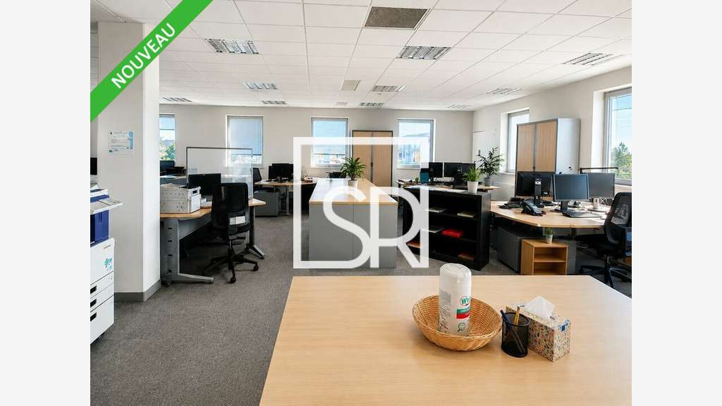 CLERMONT FERRAND - IMMEUBLE DE BUREAUX à louer