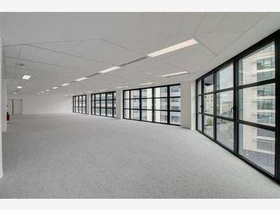 À louer bureaux HQE de 638 à 1 055m² à Clichy