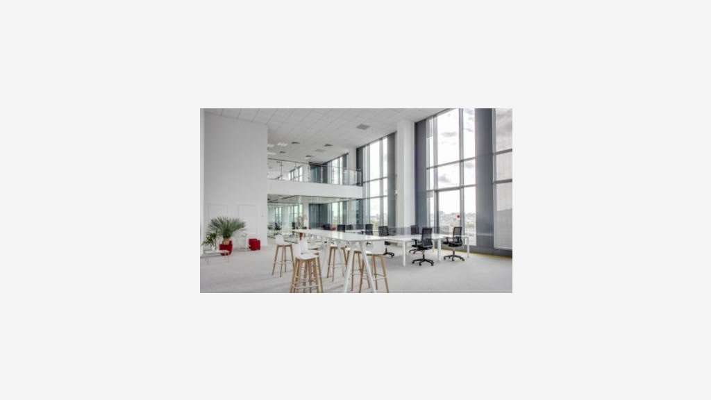 À louer bureaux de 357 à 897m² HQE à Clichy