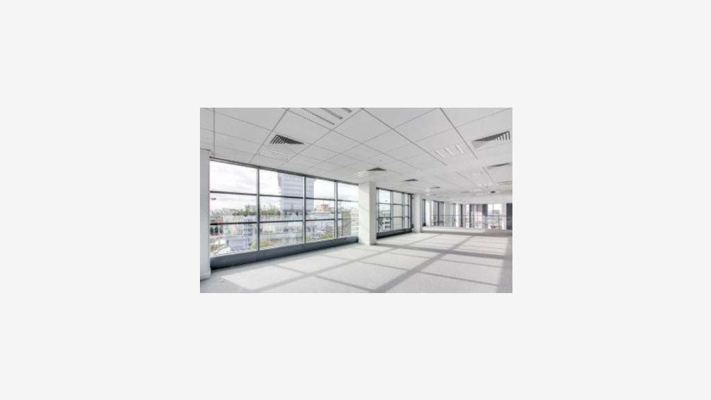À louer bureaux de 357 à 897m² HQE à Clichy