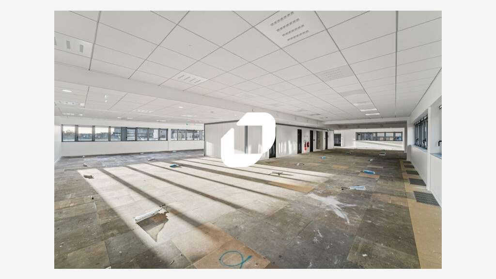 A louer Bureaux 421m² Clichy