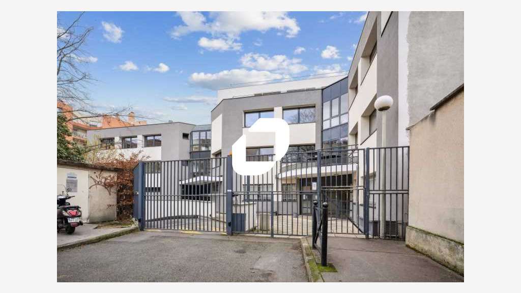 A louer Bureaux 146m² Clichy