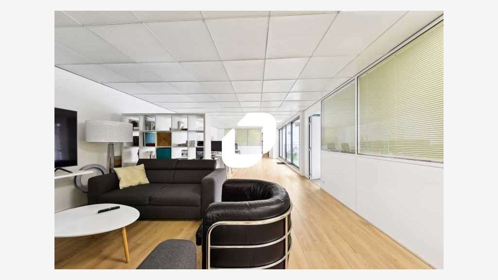A louer Bureaux 144m² Clichy