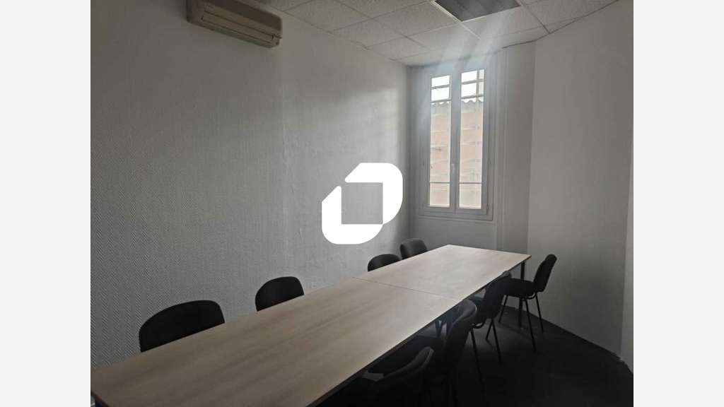 A louer Bureaux 141m² Clichy