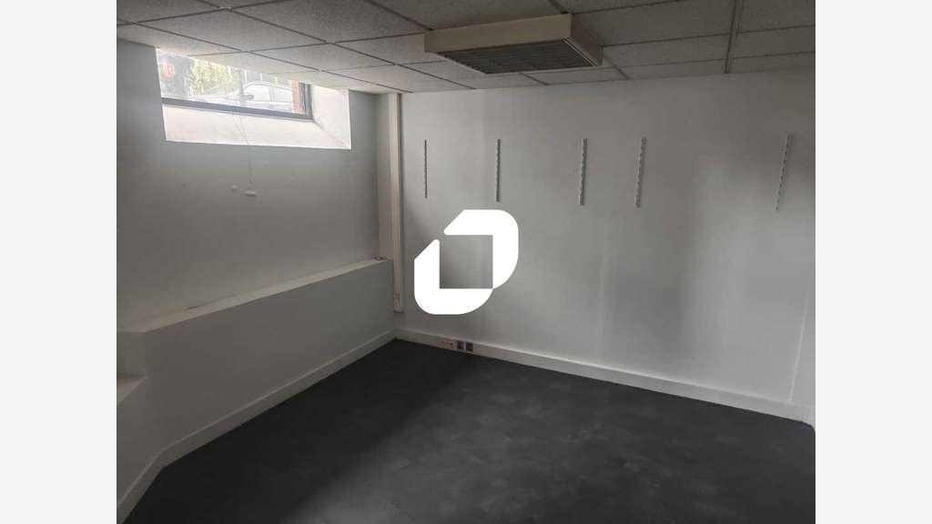 A louer Bureaux 141m² Clichy