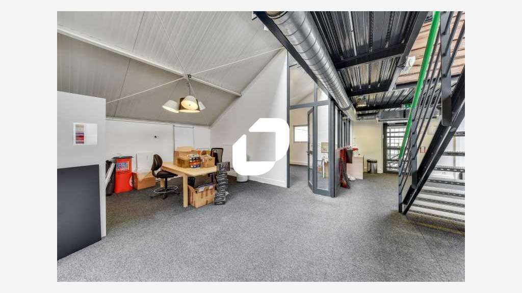 A louer Bureaux 380m² Clichy