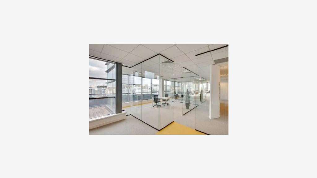 À louer – Bureaux de 357 à 897 m² à Clichy – Hauts
