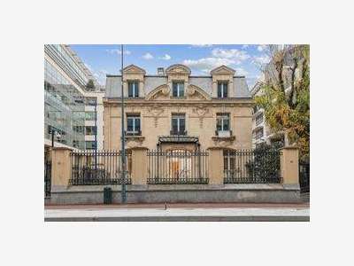 À louer – Bureaux de 528 m² à Clichy – Hauts-