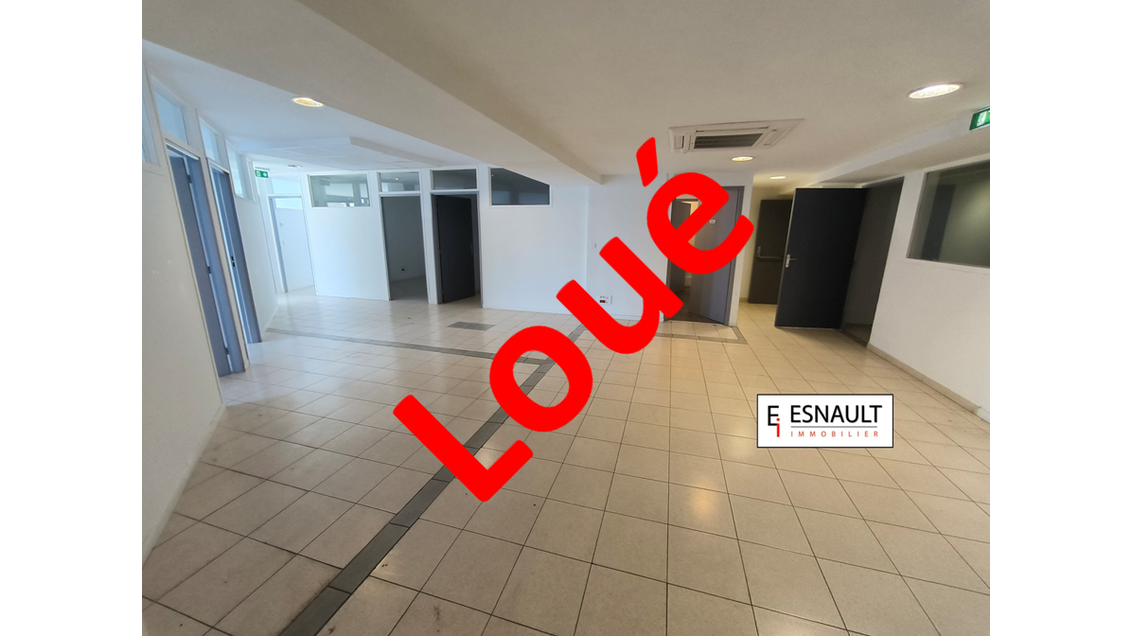 Bureaux climatisés 250m² à louer en entrée de Sète