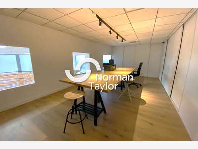 A louer bureaux aménagés de 166m² à Mauguio