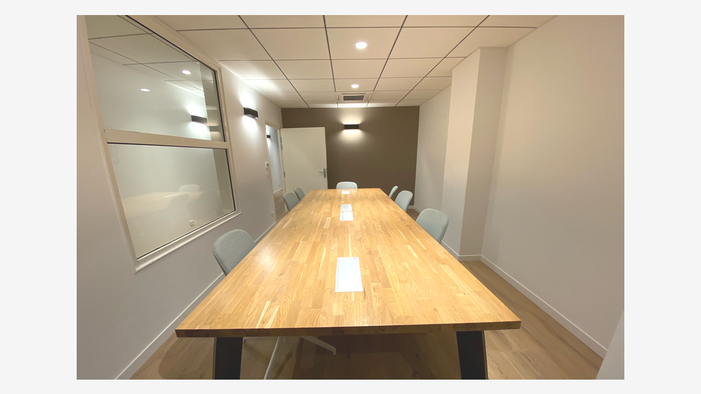 A louer bureaux aménagés de 166m² à Mauguio