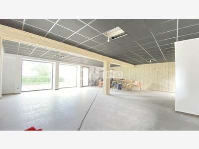 Bureau neuf 95m² RDC à louer à Horbourg-Wihr