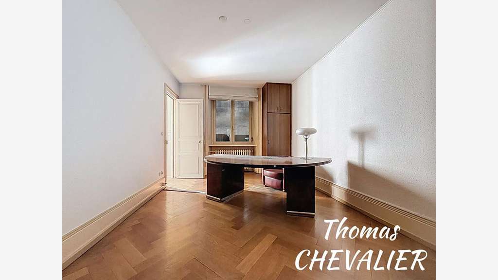Maison de caractère 256m² bureaux à Colmar centrre