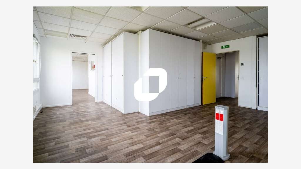 A louer Bureaux 309m² Colombes