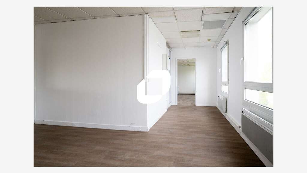 A louer Bureaux 309m² Colombes