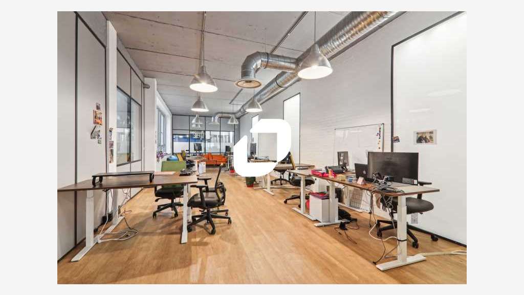 A louer Bureaux 732m² Colombes