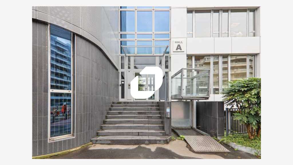 A louer Bureaux 732m² Colombes