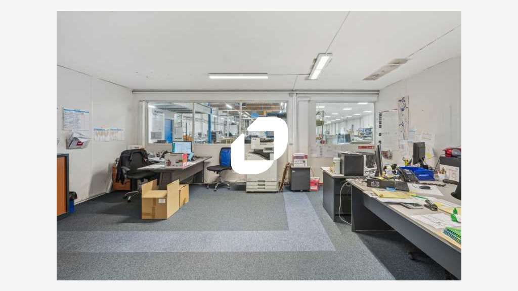 A louer Bureaux 1420m² Colombes