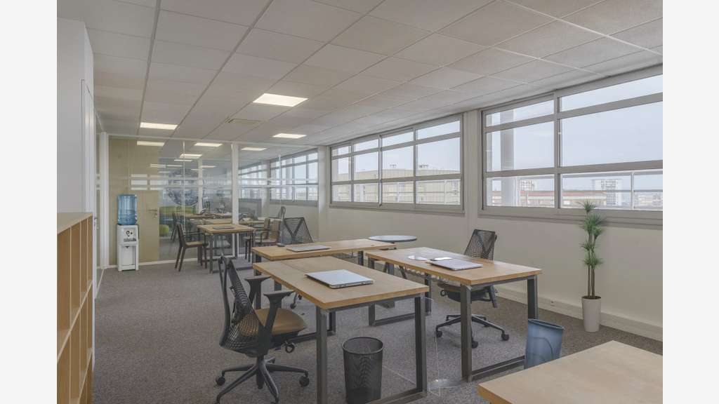 Bureau meublé 21,2 m² à Colombes - Gabril Péri