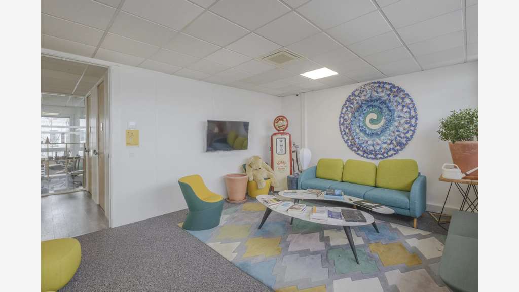 Bureau meublé 21,2 m² à Colombes - Gabril Péri