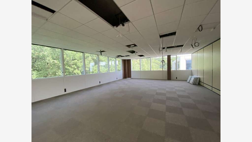 Location bureaux 176m² à Colomiers