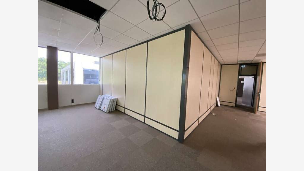 Location bureaux 176m² à Colomiers