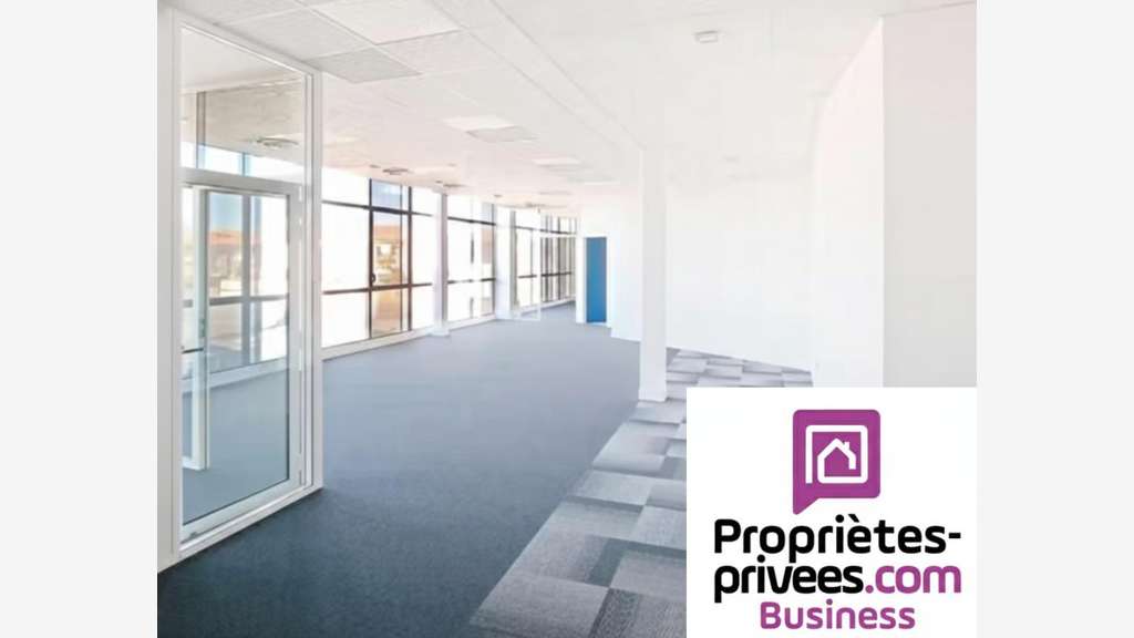A louer bureaux lumineux 149m² R+1 à Colomiers