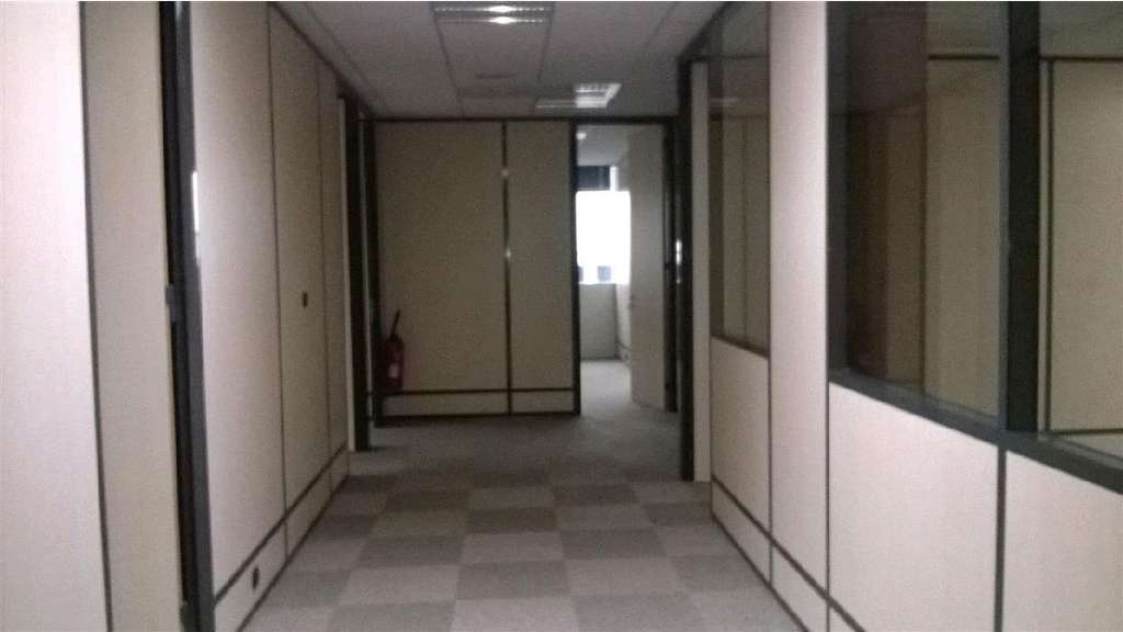 Bureaux 360m² RDC à louer à Colomiers