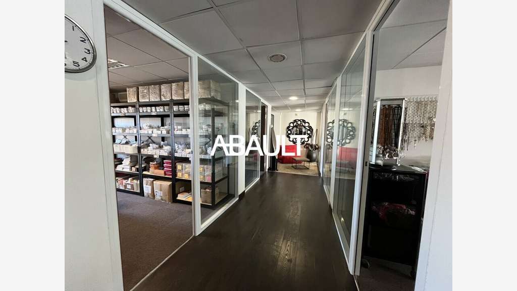 Bureaux divisibles de 202m² à louer à Colomiers