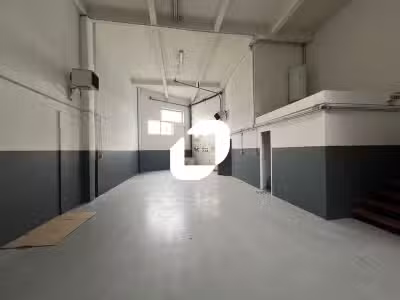 A louer Bureaux 59m² Combs la ville