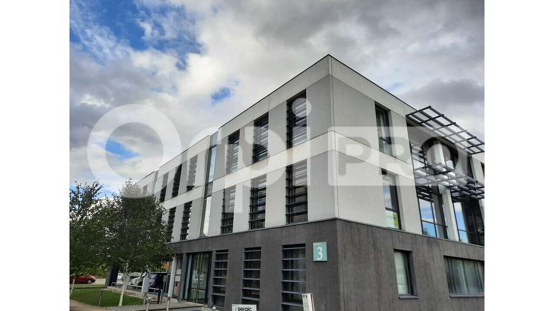 A louer bureaux 430m² R+2 ascenseur à Compiègne