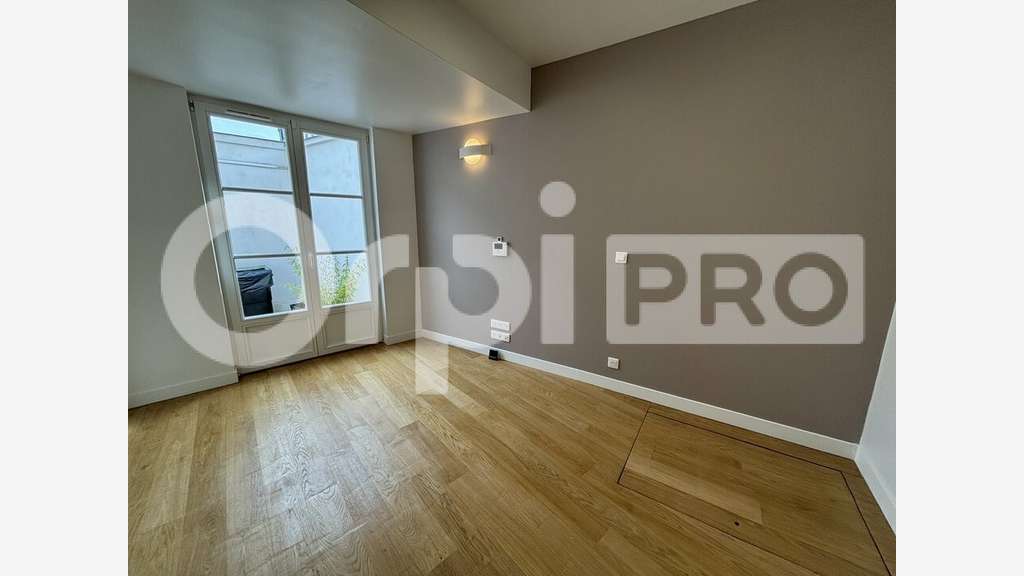 Bureaux de 75m² à louer en centre ville Compiègne