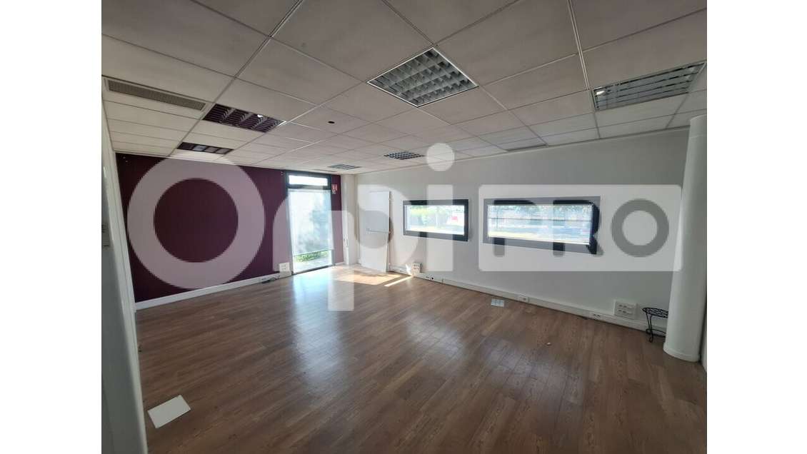 Bureau de 177m² à louer ZAC de Mercière Compiègne